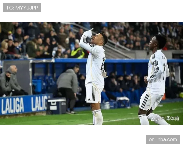 战术拆解:阿森纳如何用区域联防限制姆巴佩 战术拆解:阿森纳如何用区域联防限制姆巴佩